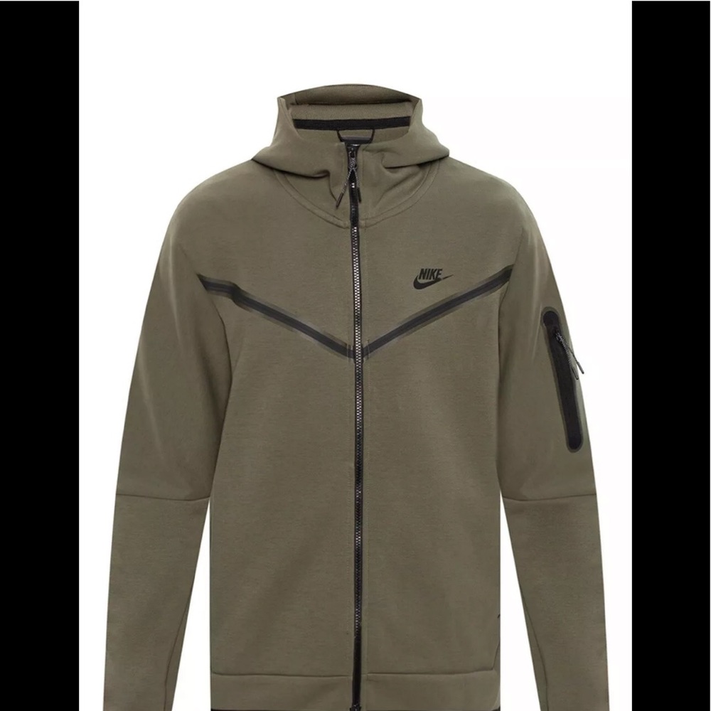 Nike tech fleece green size s.  Brand new.  With tags